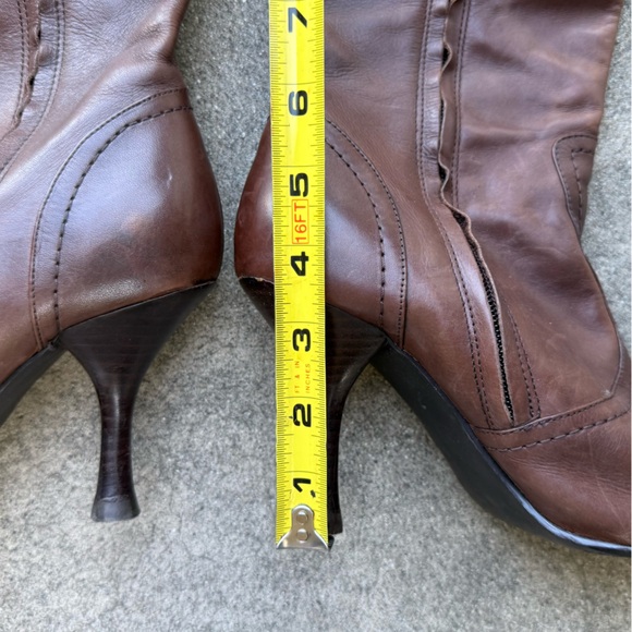 Hillard & Hanson brown leather boots size 7 preloved - Picture 9 of 13